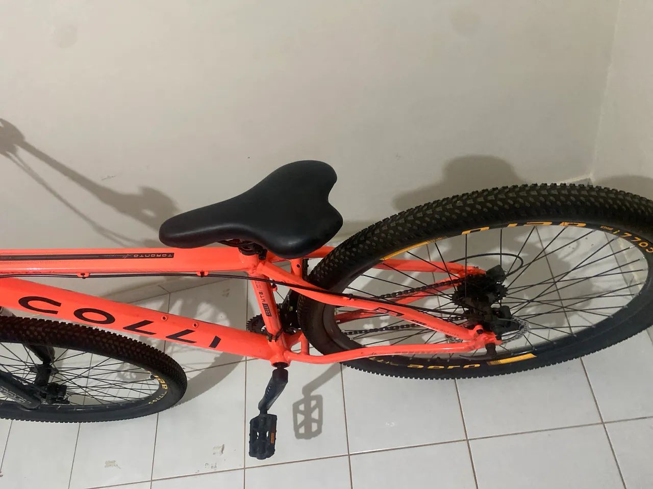 Bicicleta colli laranja aro 29 - Foto 3