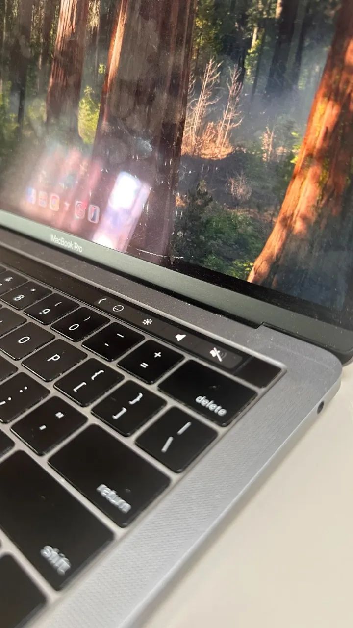 MacBook Pro 2019 13