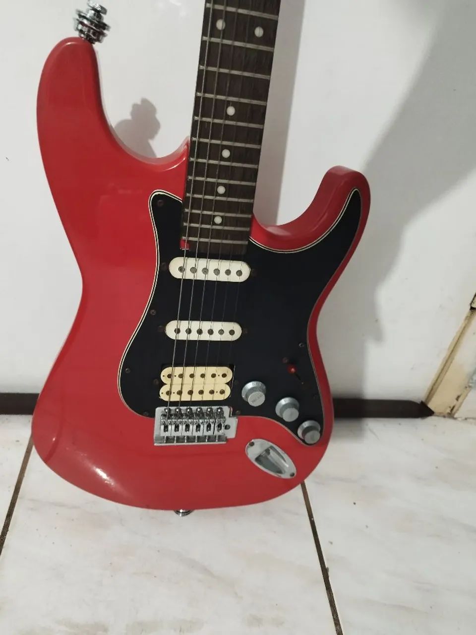 Guitarra Walker Rara - Foto 2