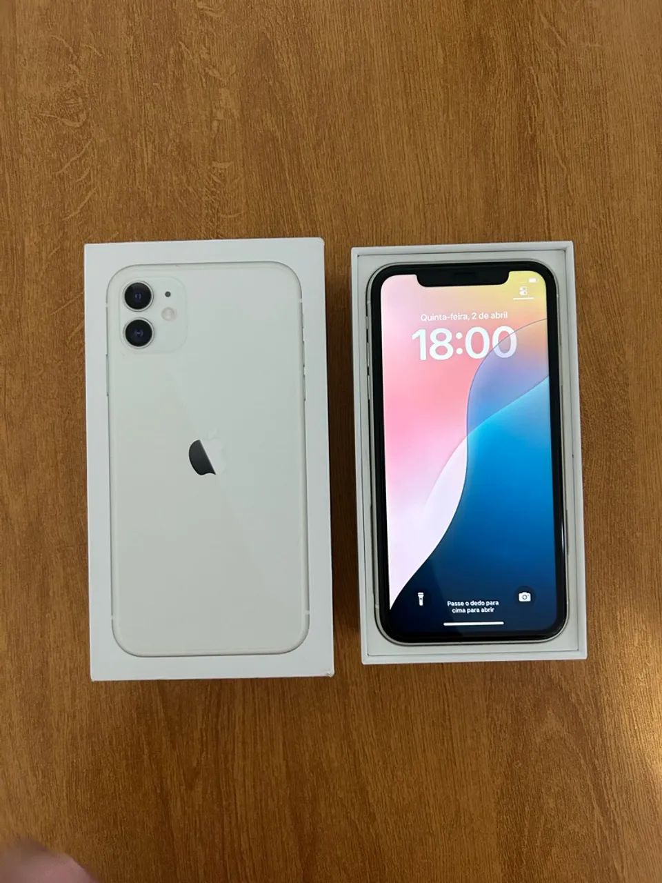 iPhone 11 (64 GB) - Branco
