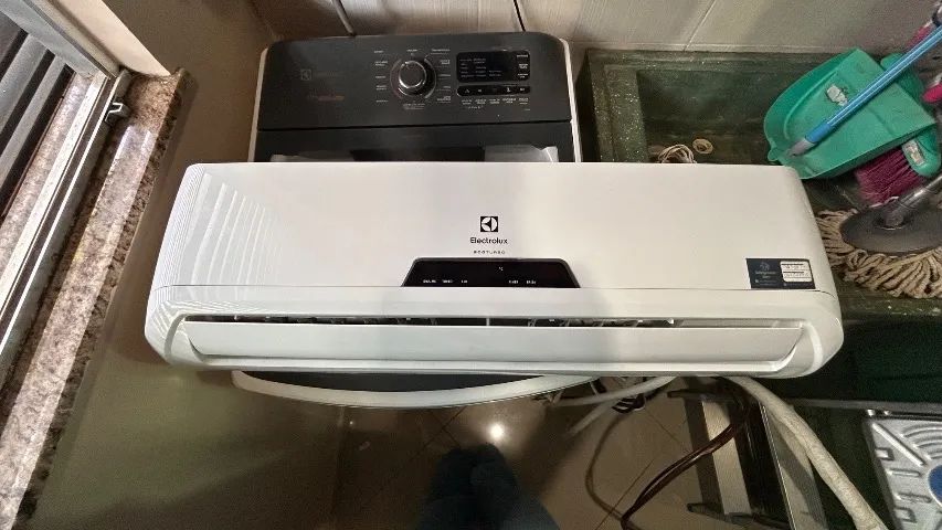 Ar-Condicionado Split Electrolux EcoTurbo 12.000 BTUs (Pouco Uso!) - Foto 2