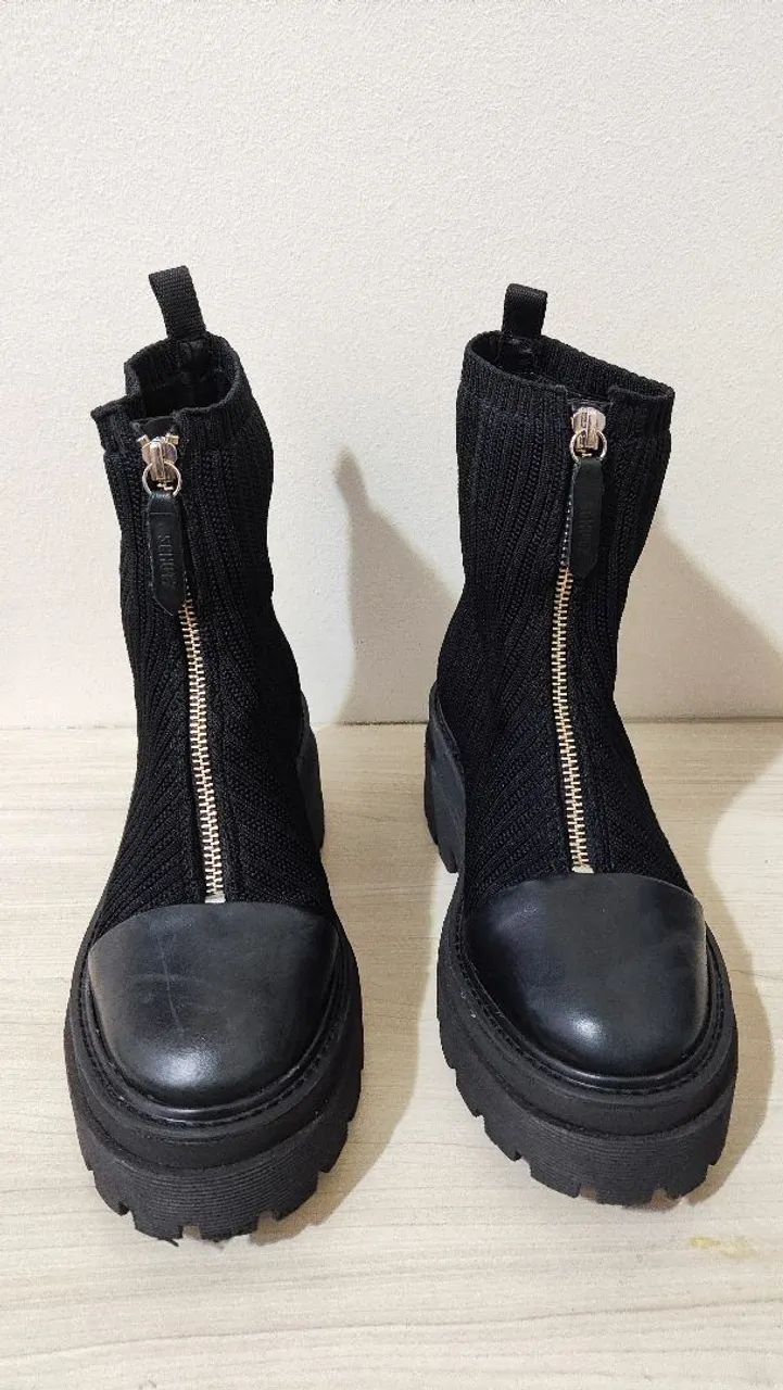 Bota preta Schutz Tratorada 34 - Foto 2