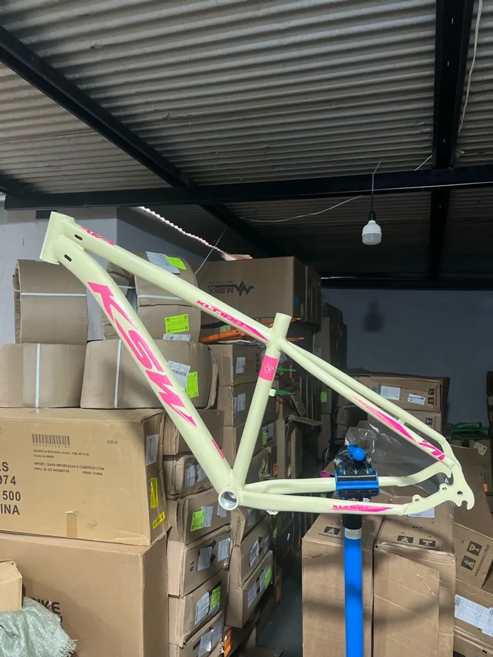 QUADROS DE BICICLETA KSW NOVOS - Foto 2