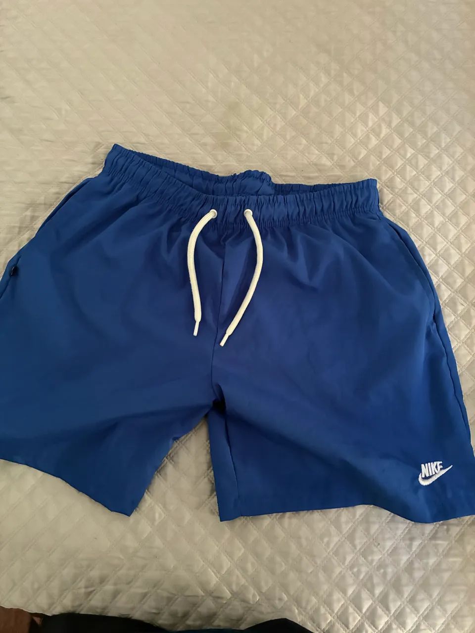 Bermuda Nike azul Royal club 