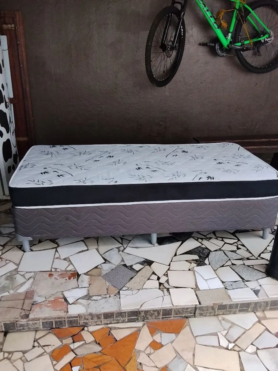 Cama + Colchão 