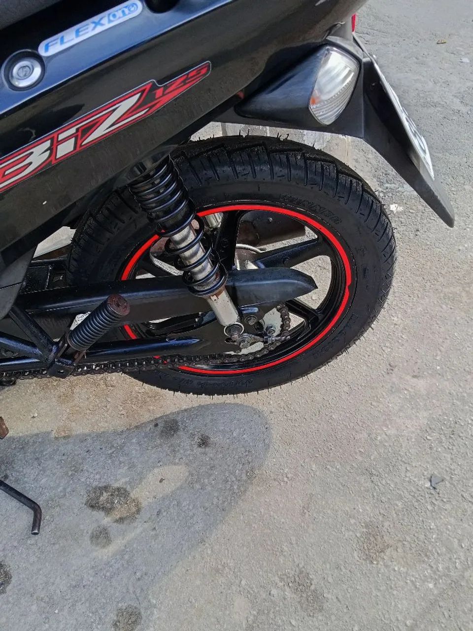 Biz 125  - Foto 5