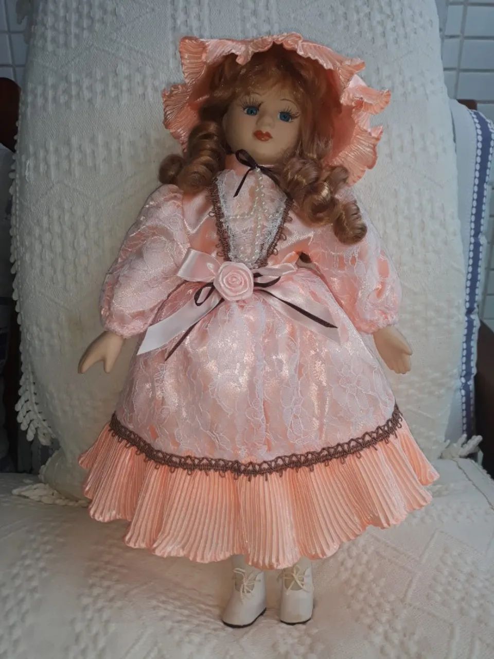 Boneca Porcelana 40cm - Foto 2