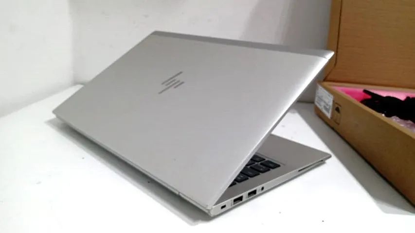 Notebook i5G10/ Alumínio/ 2x Thunderbolt - Foto 4