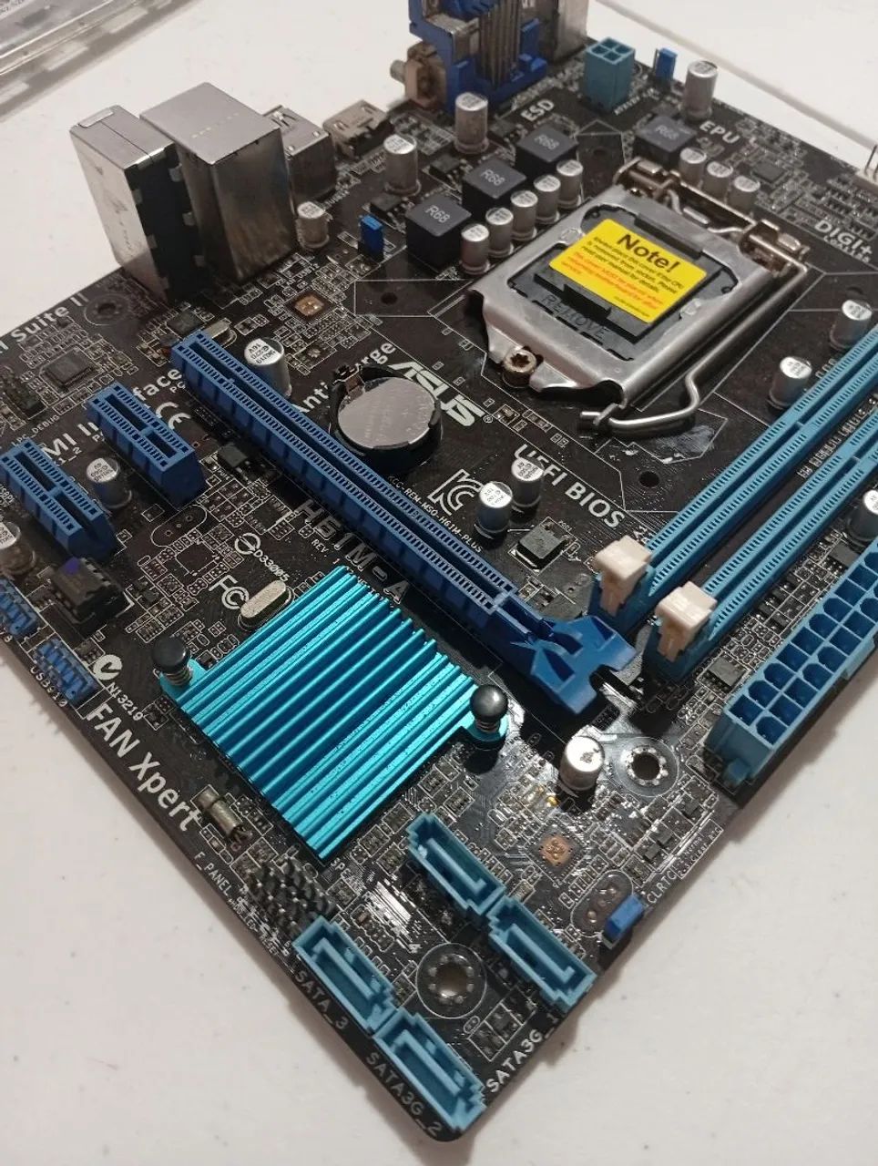 Placa-mãe ASUS - usada / estado desconhecido - Foto 2