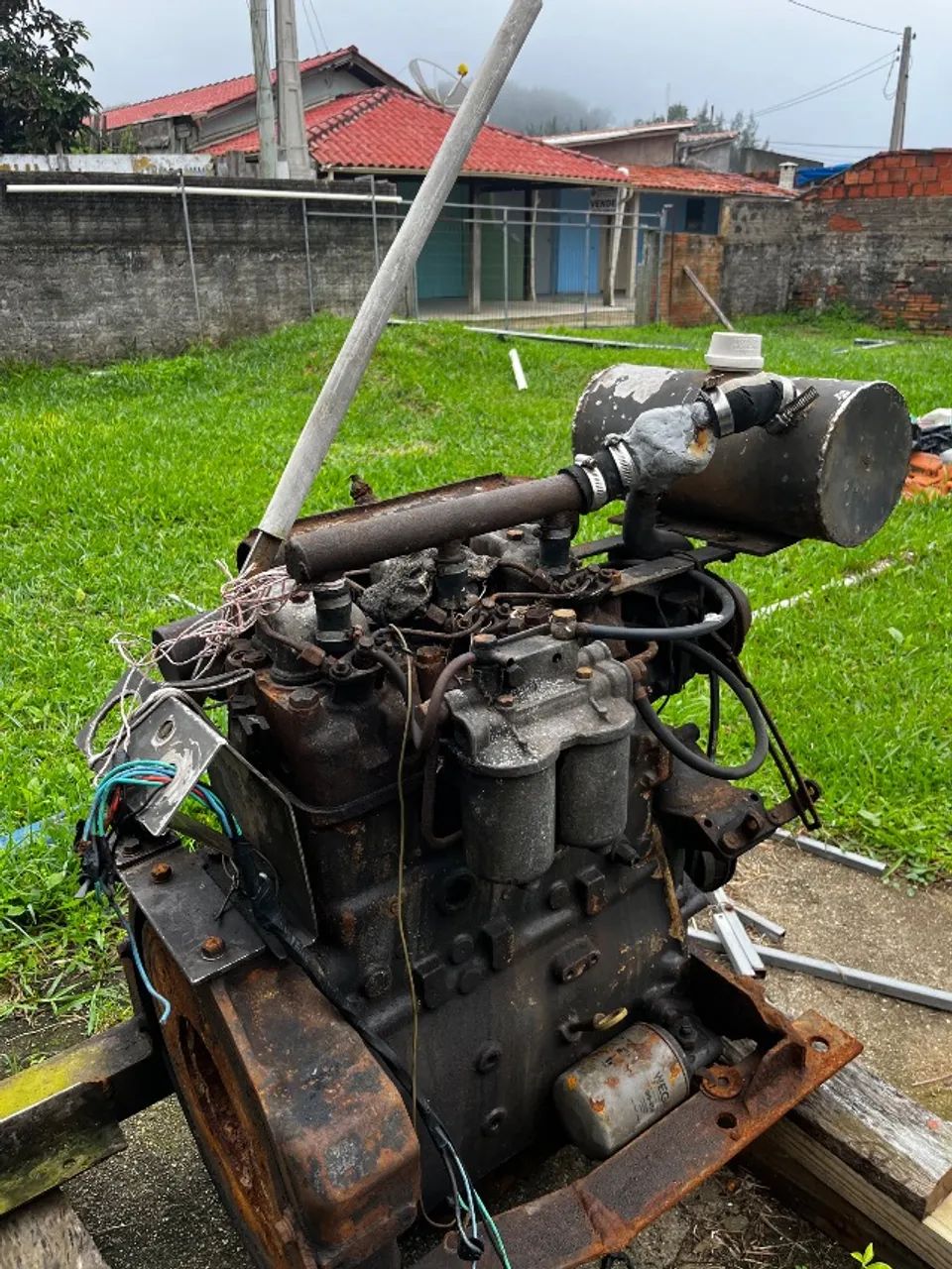 Vendo motor MWM 3 cilindros  - Foto 3