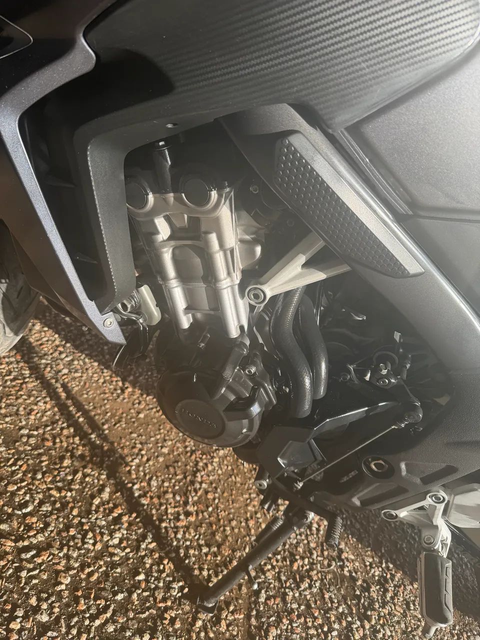 Cb 650f baixo km - Foto 3
