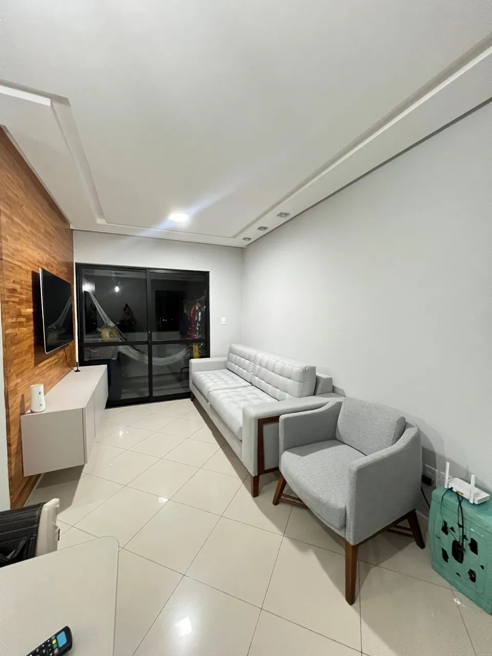 Sofa463757505924976640