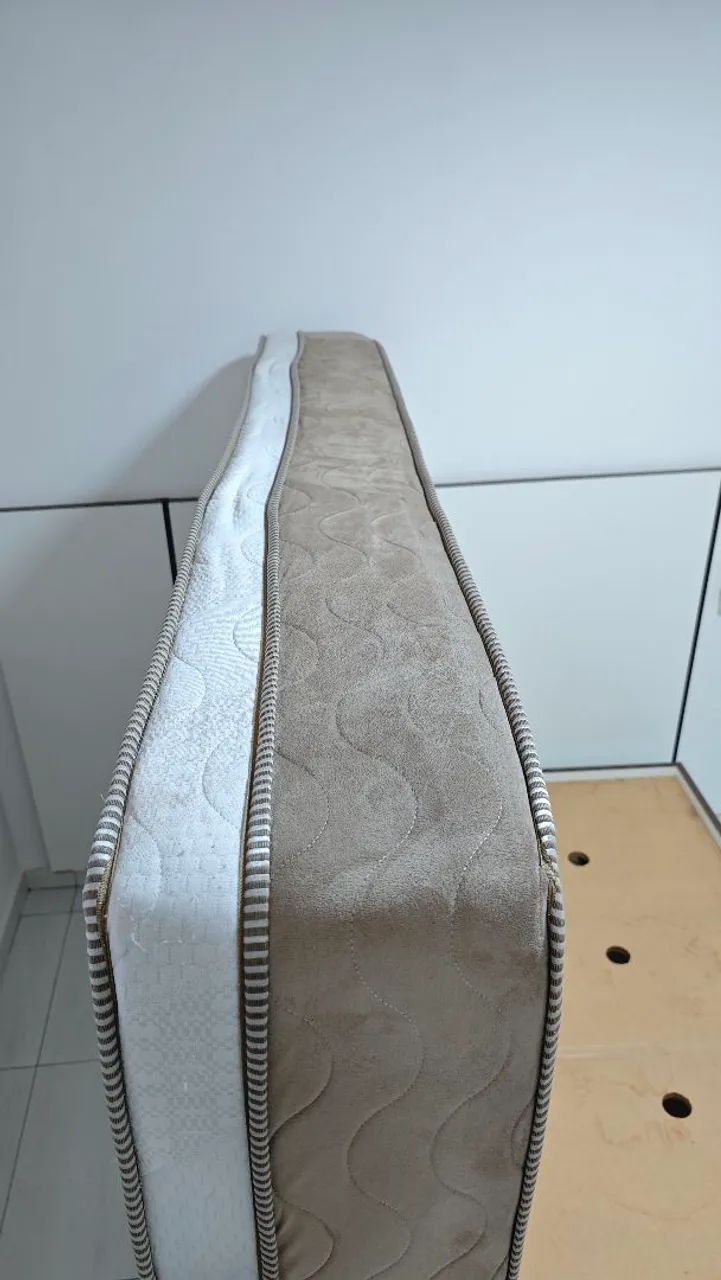 Cama, colchão e painel - Foto 5
