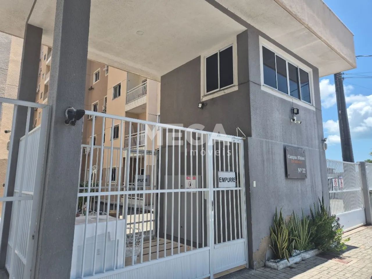 Apartamento com 2 quartos no bairro Parque Tabapua em Caucaia, CE