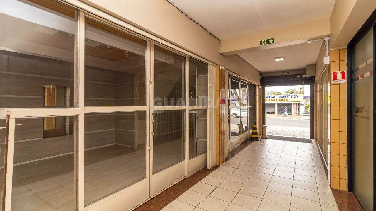 Sala comercial no bairro Petrópolis com 35m² de área útil. - Foto 2