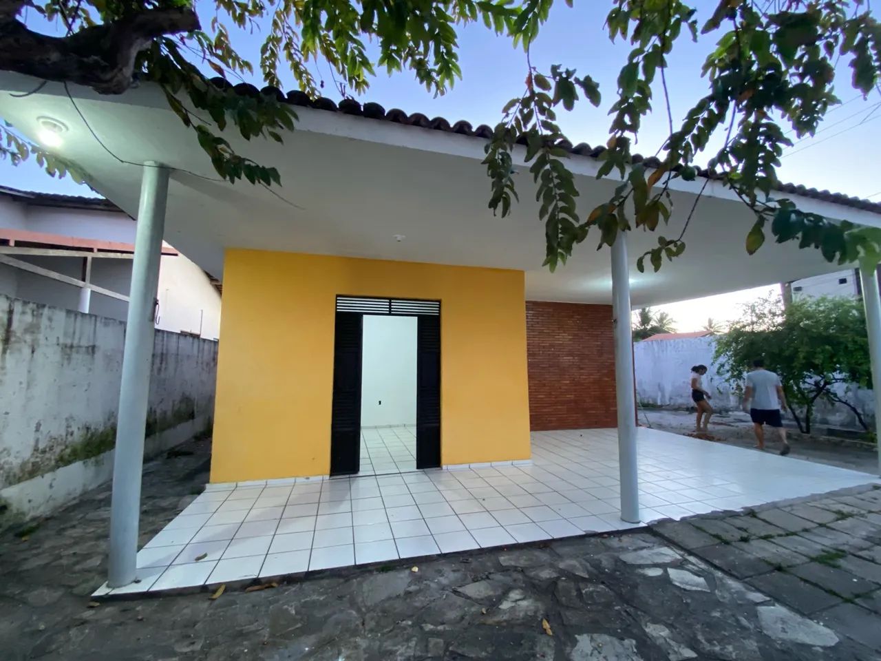 Linda casa vende-se 