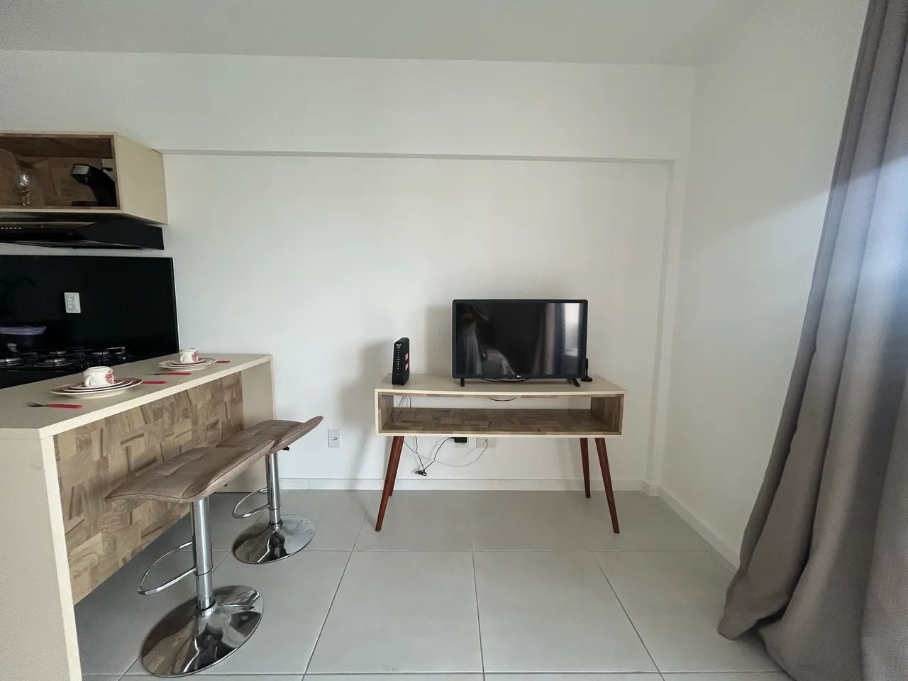 Alugo Studio Mobiliado no Edf Time. - Foto 4