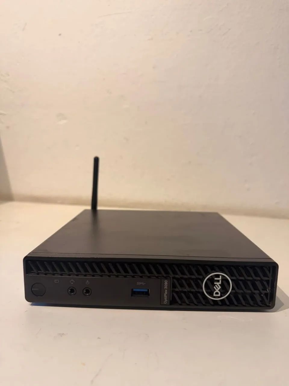 MINI PC DELL I7 16GBS 256GBs de SSD