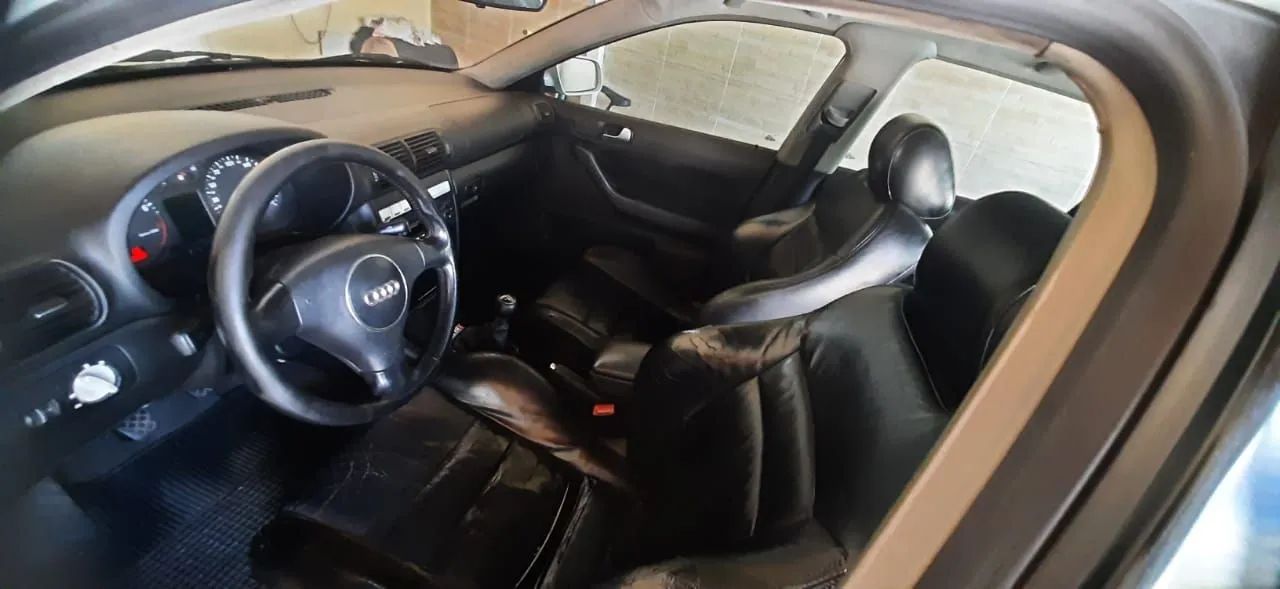 Audi A3 1.8 5P Mec. 2003 - Foto 4