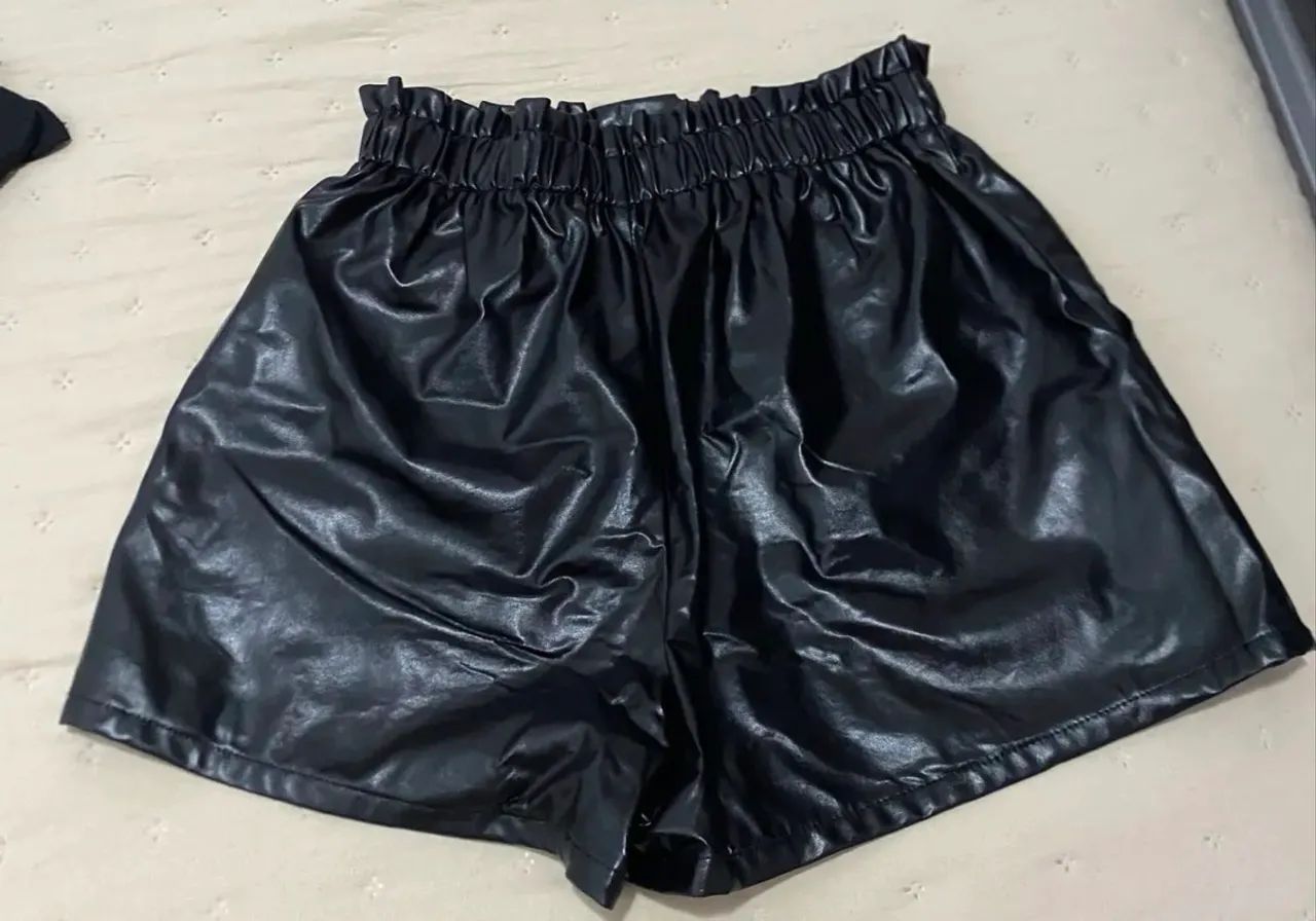 Short couro - Tamanho 34 - Foto 4