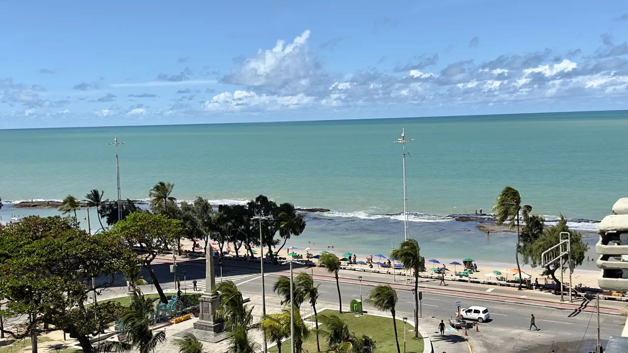 Alugo apto 2 quartos com vista mar - Mobiliado 
