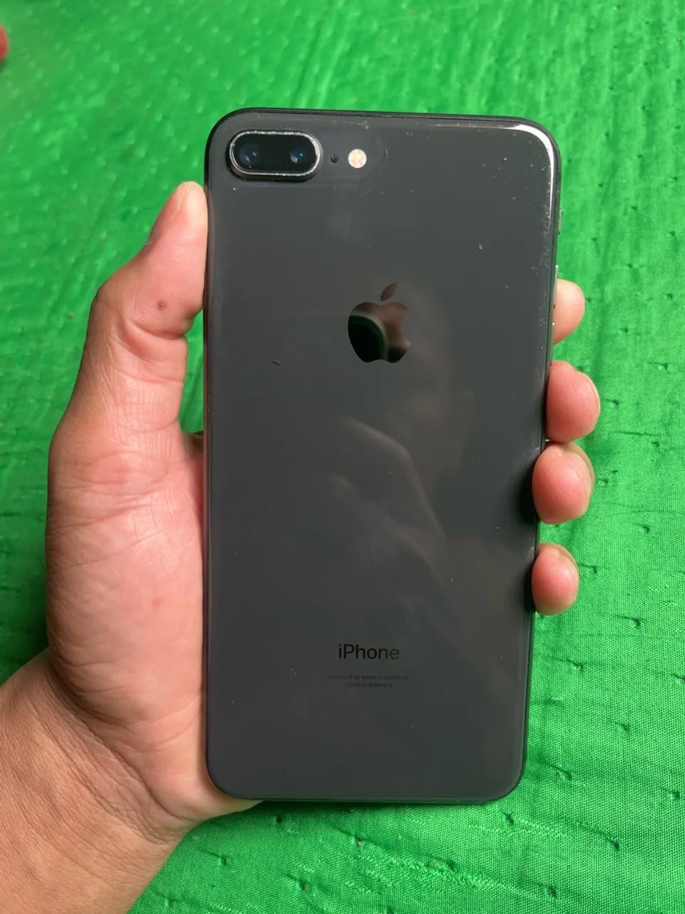 Vende se iPhone 8 Plus cinza 128GB - Foto 2