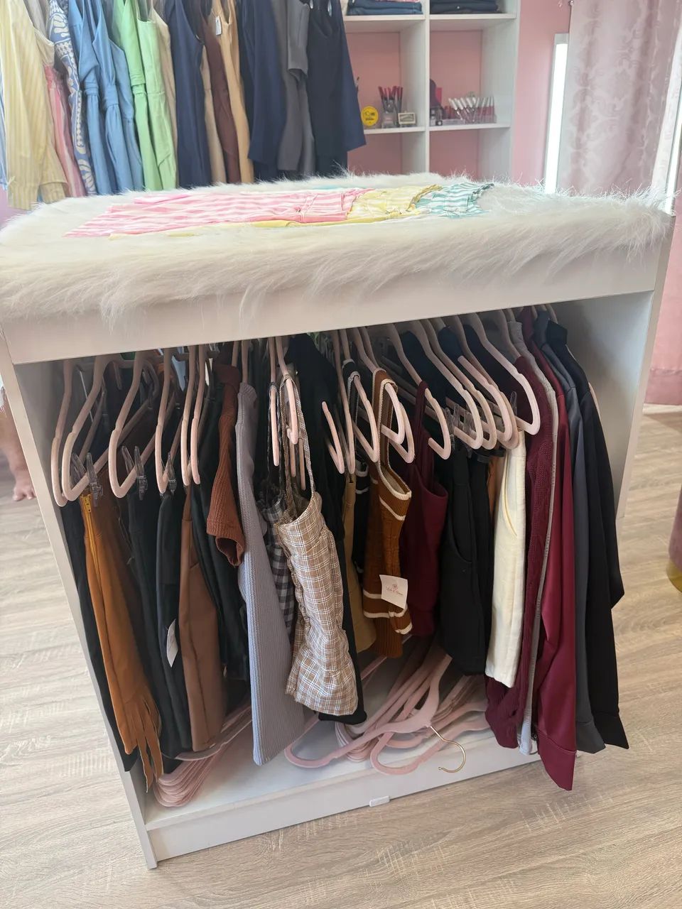 Móveis para loja ou closet