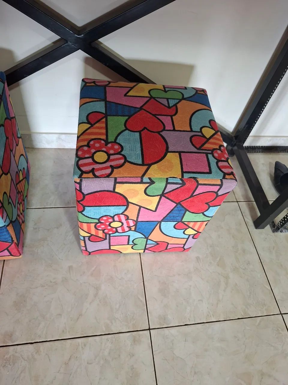 2 Puffs - Romero Brito