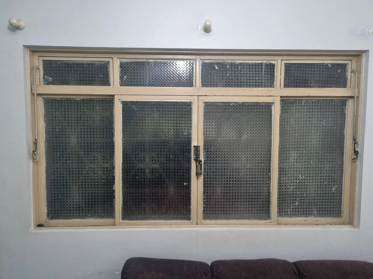 Janela de ferro 444717952255938561