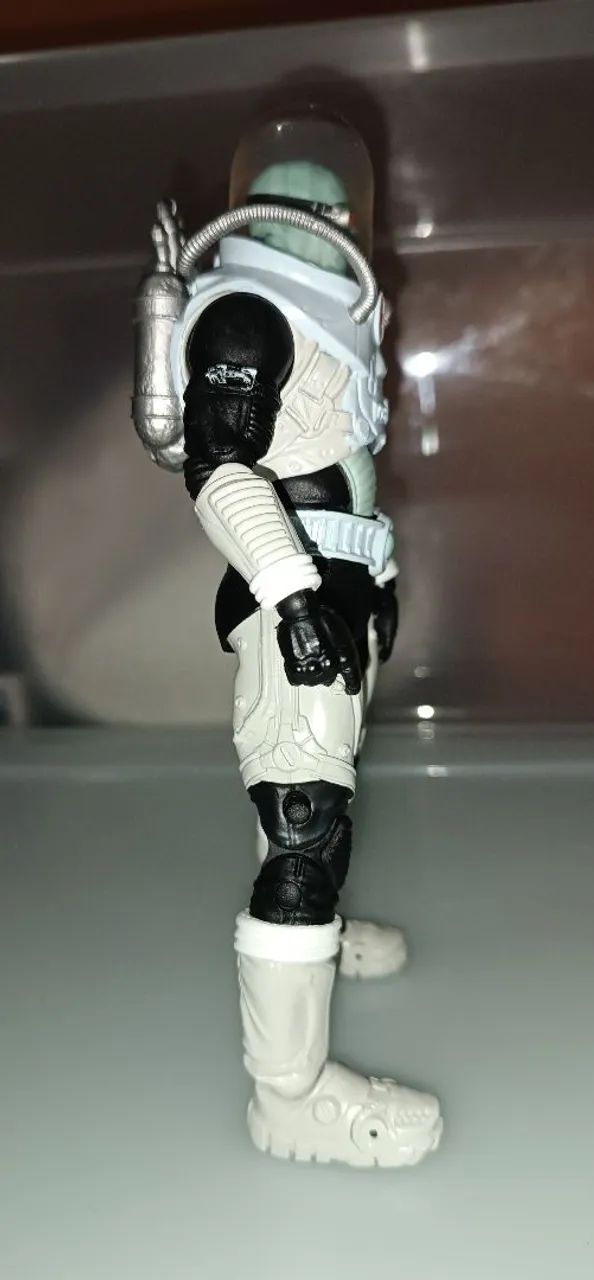 McFarlane Brinquedos - DC Multiverse - Boneco Mister Freeze Victor Fries de 18 cm - Foto 2