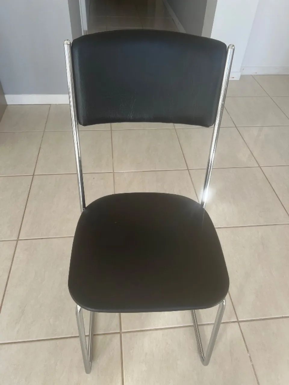 QUATRO CADEIRAS PARA COZINHA