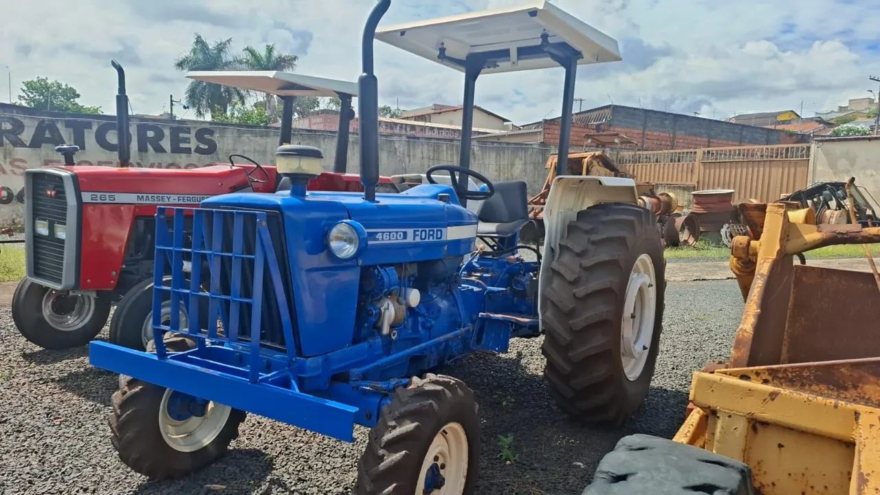 Trator Ford 4600 revisado 