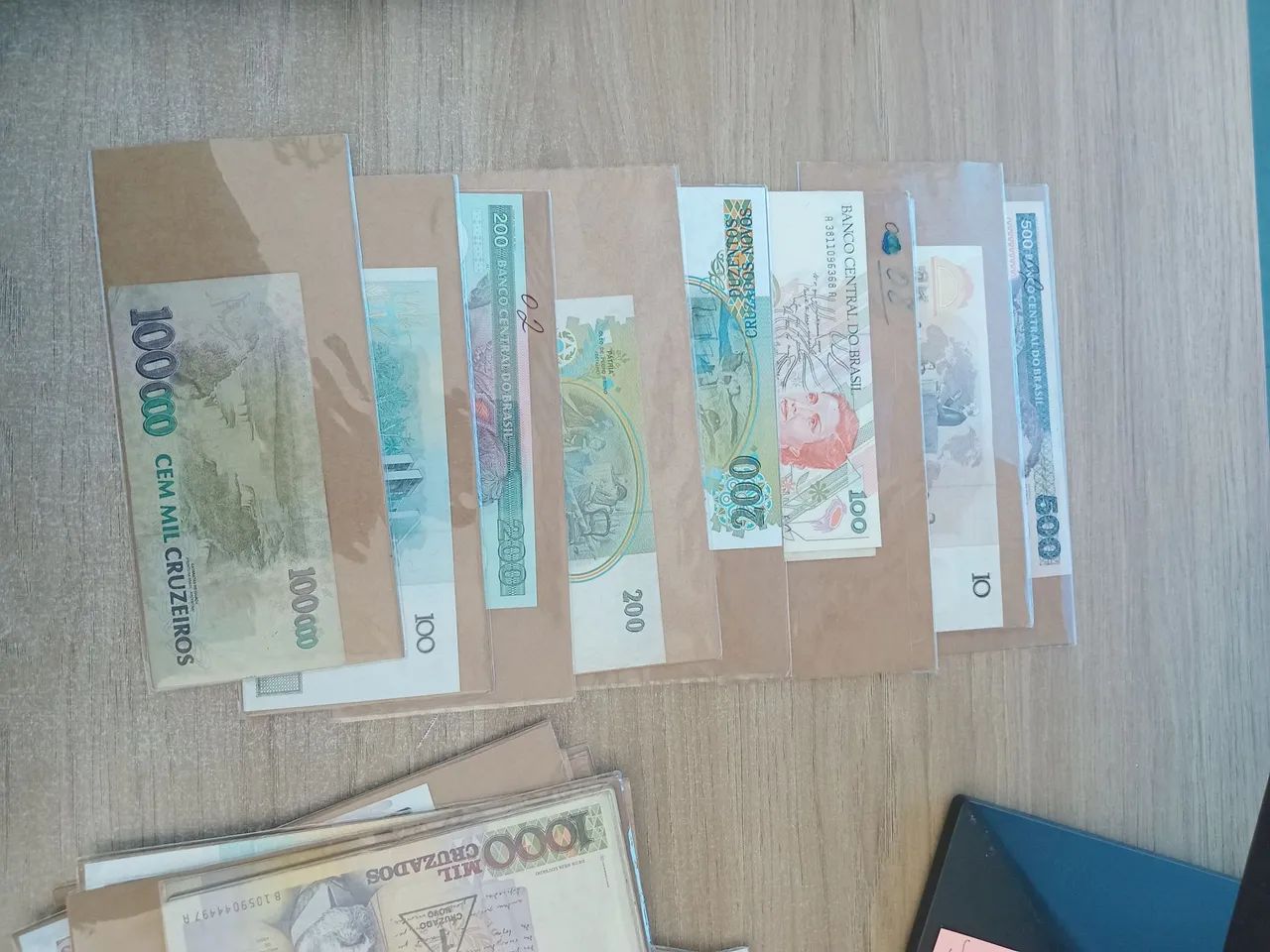 Cedulas e moedas antigas - Foto 5