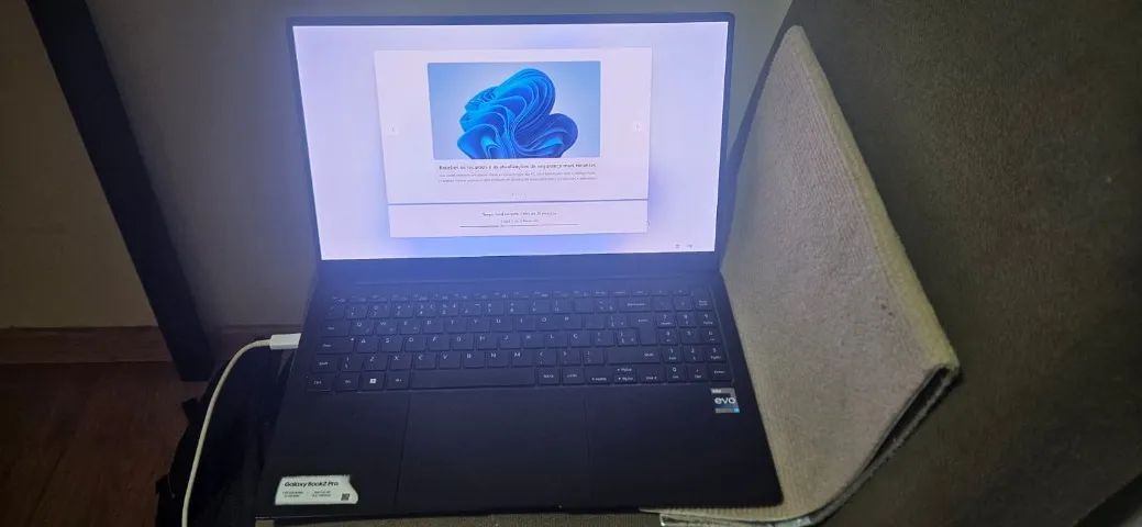 Samsung Galaxy Book 2 Pro i7 12a 16GB 1TB - Foto 3