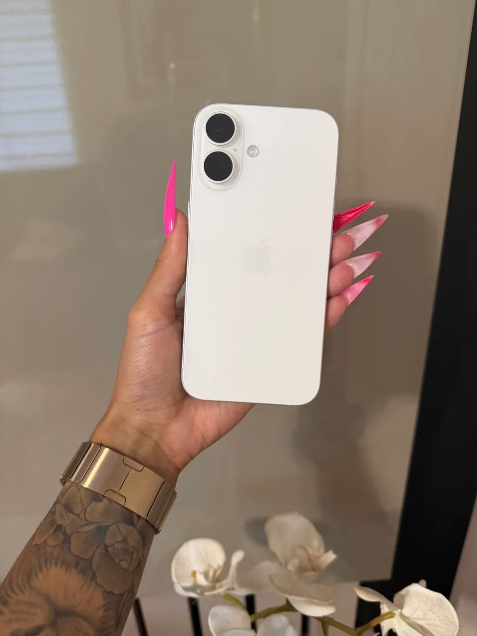 iPhone 16 256gb Branco IMPECÁVEL  - Foto 3