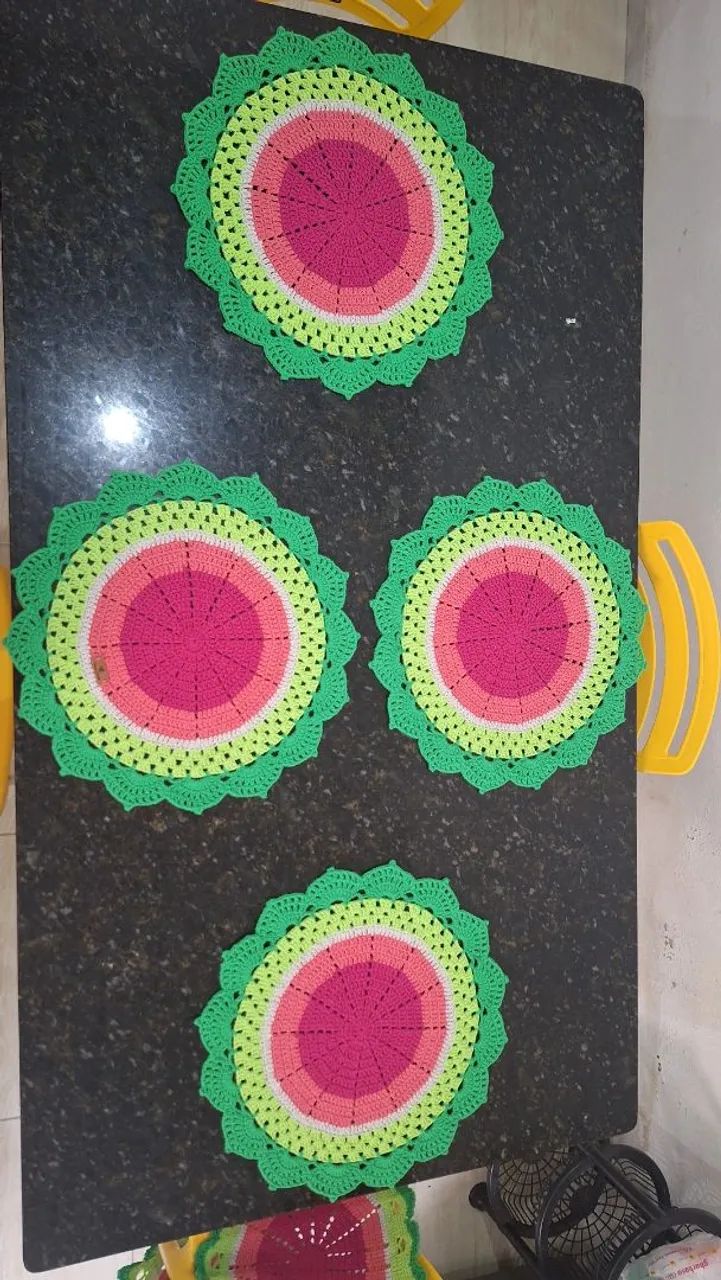 Kit sousplast  americano  para mesa em croché  - Foto 4