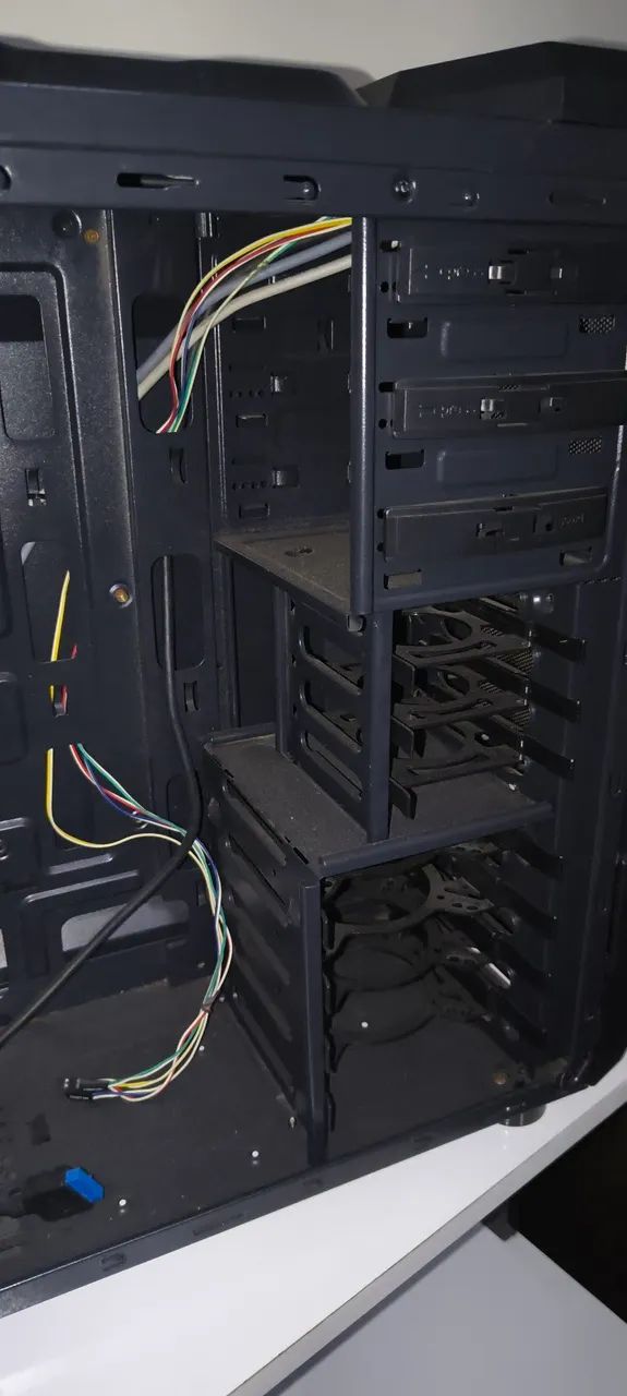 Gabinete Pcyes Rhino - Foto 5