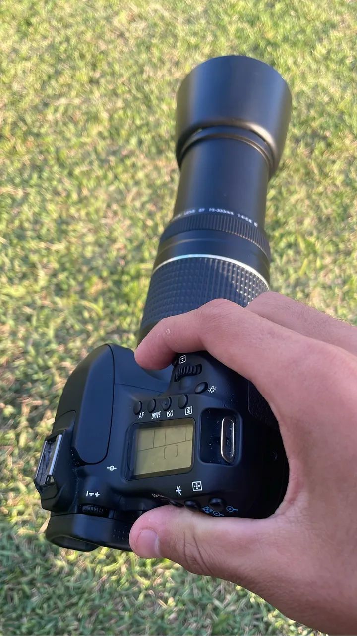 CÂMERA 80D + lente 75-300  - Foto 2