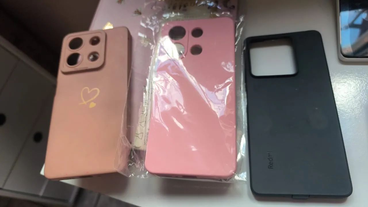 Celular Redmi Note 13 5G  - Foto 3