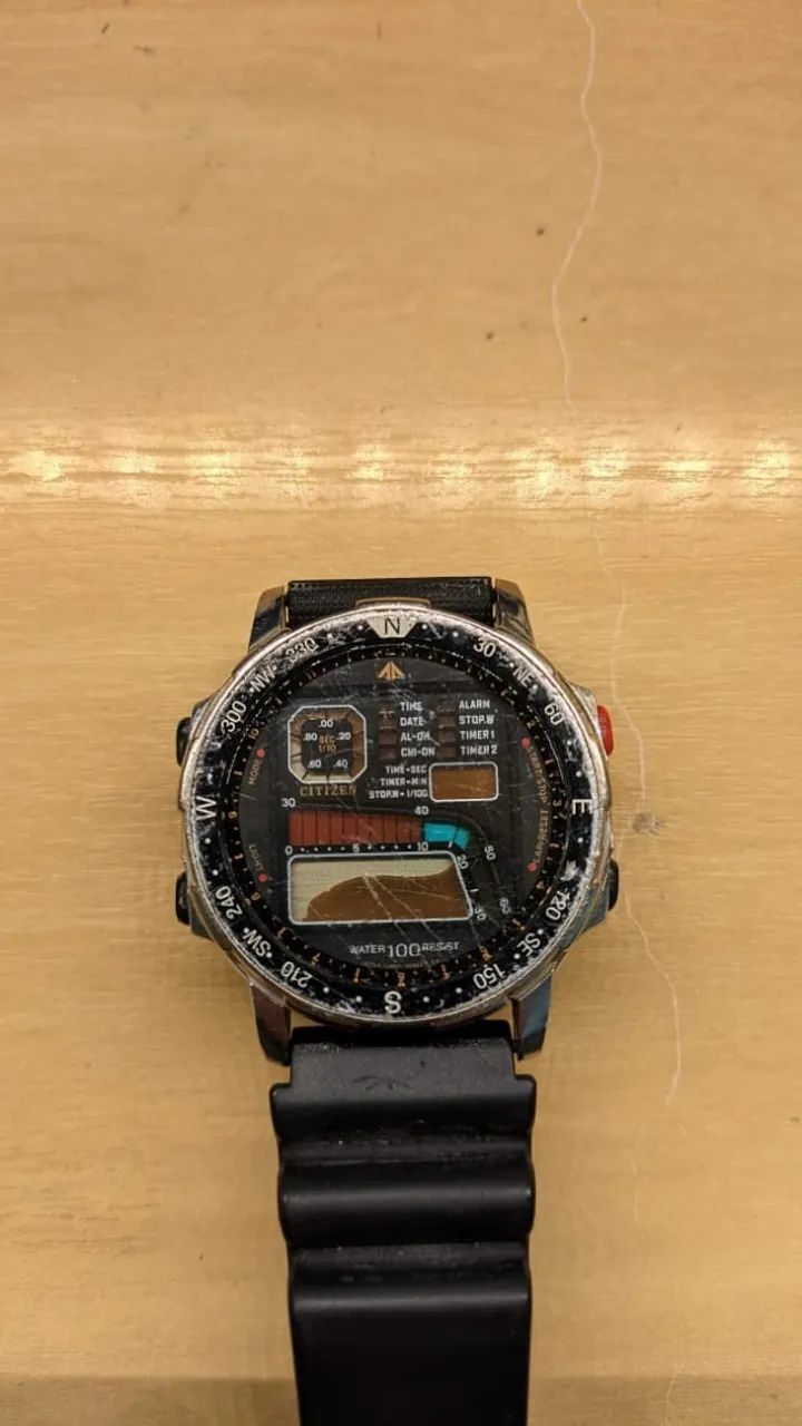 Relogio Citizen Windsurf D060 (Usado)