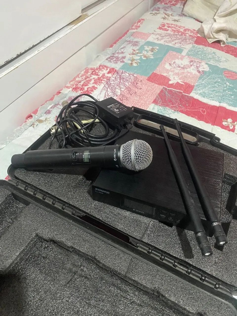 Microfone shure profissional 58A sem fio. - Foto 3