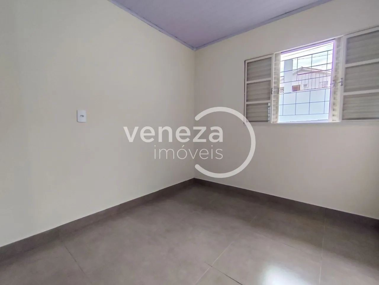 Casa para alugar com 2 quartos e 1 suíte no Conjunto Violim, Londrina - Foto 5