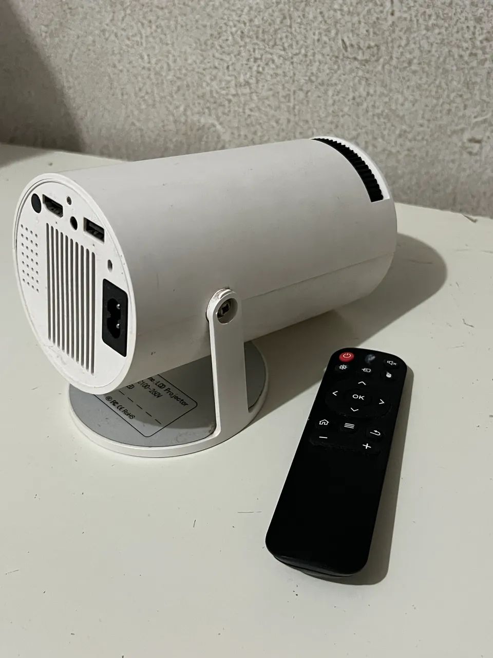PROJETOR HY300  - Foto 4