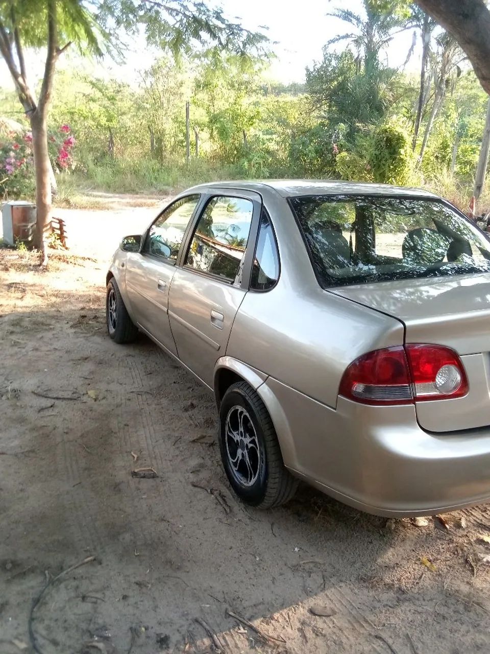 Chevrolet Classic Classic Life/LS 1.0 VHC FlexP. 4p 2013