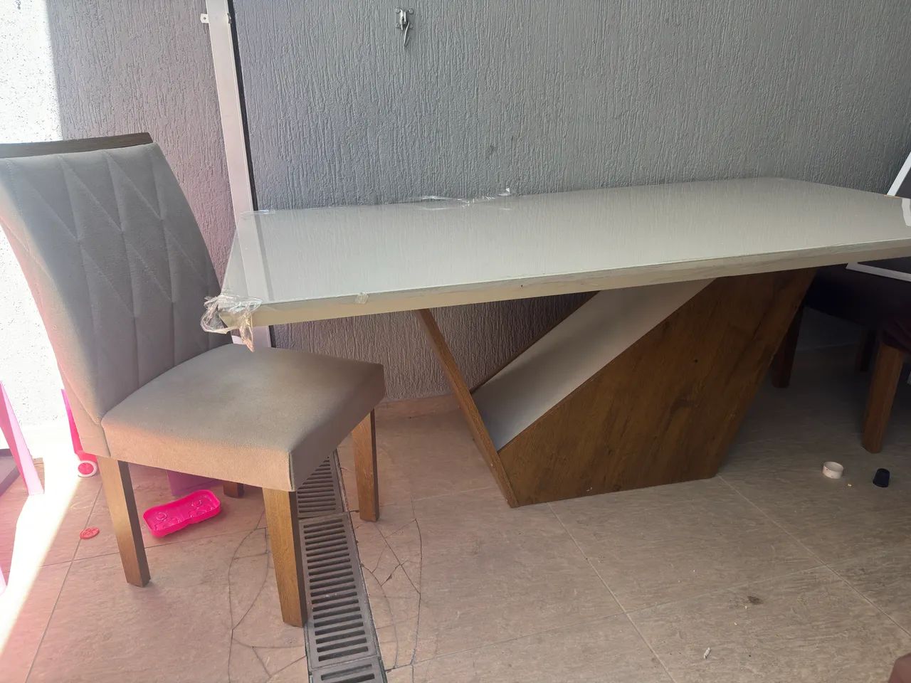 Mesa 6 cadeiras linda 
