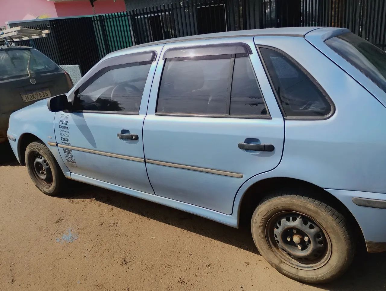 Volkswagen Gol Geração III Plus 1.0 MI 16V Gasolina Mec. 2P 2001