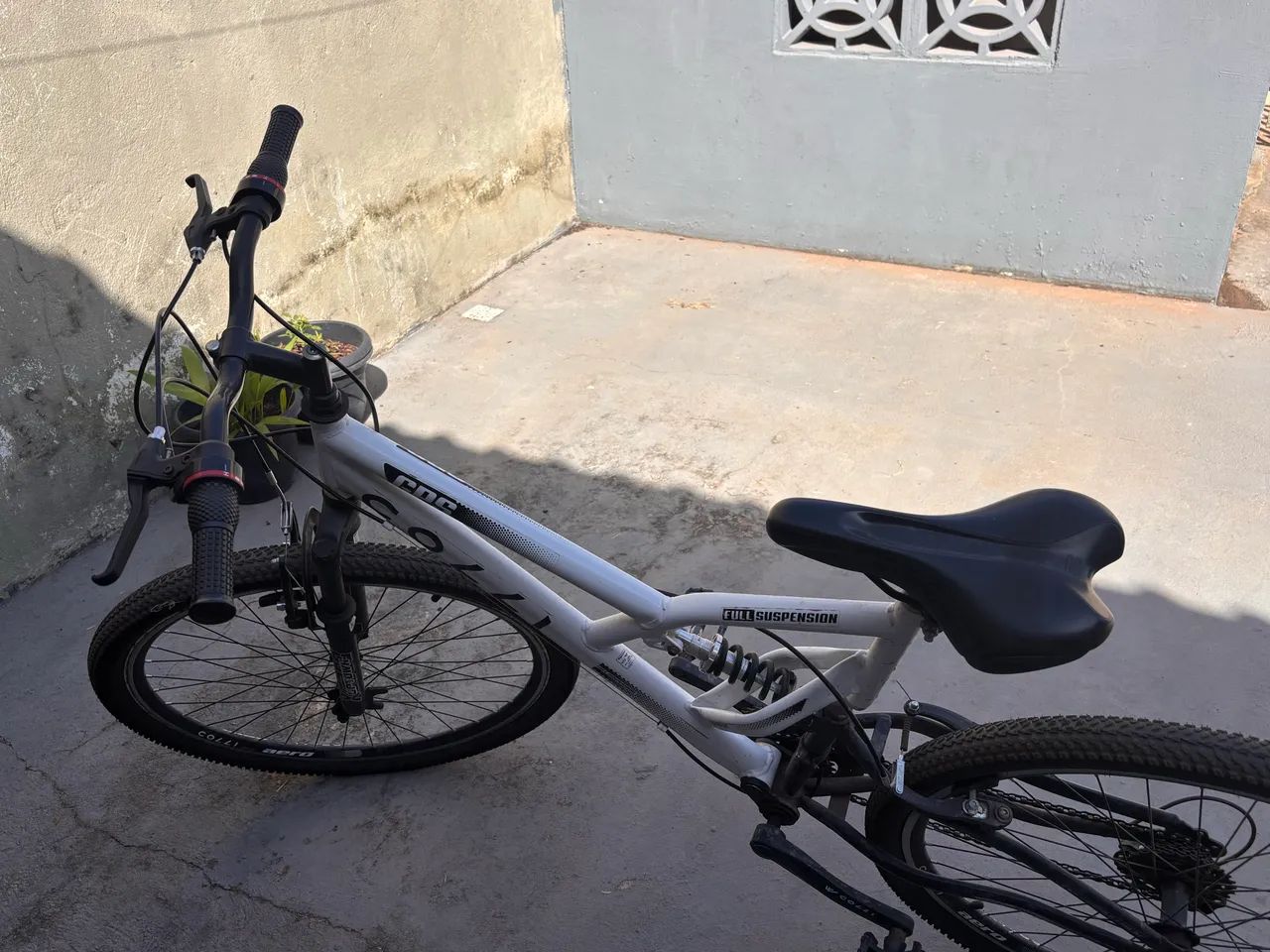Vende-se bicicleta em ótimo estado  - Foto 3