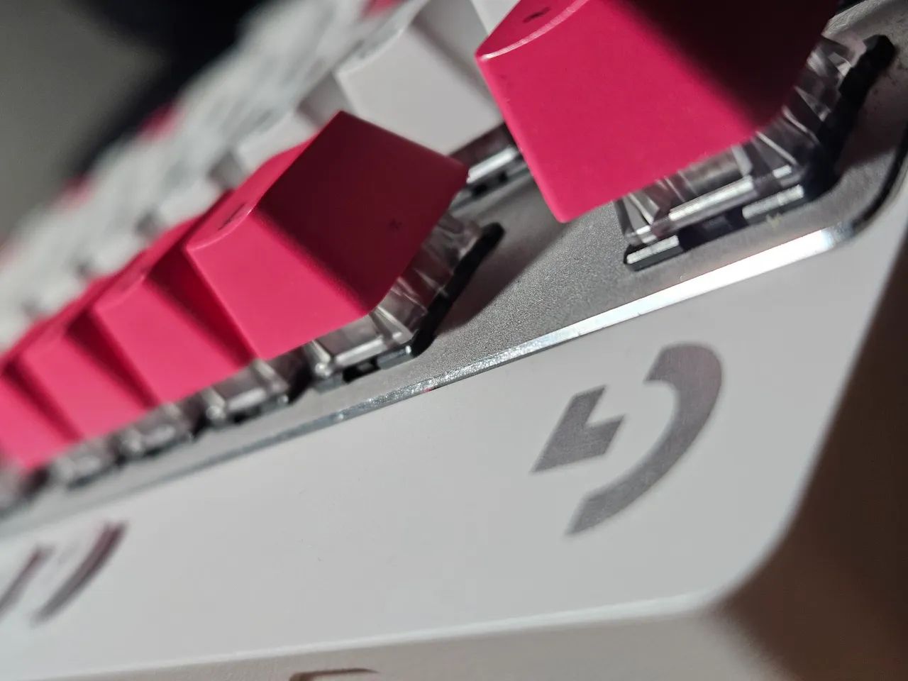 Teclado LOGITECH TKL PRO X RAPID (magnetico) branco - Foto 5