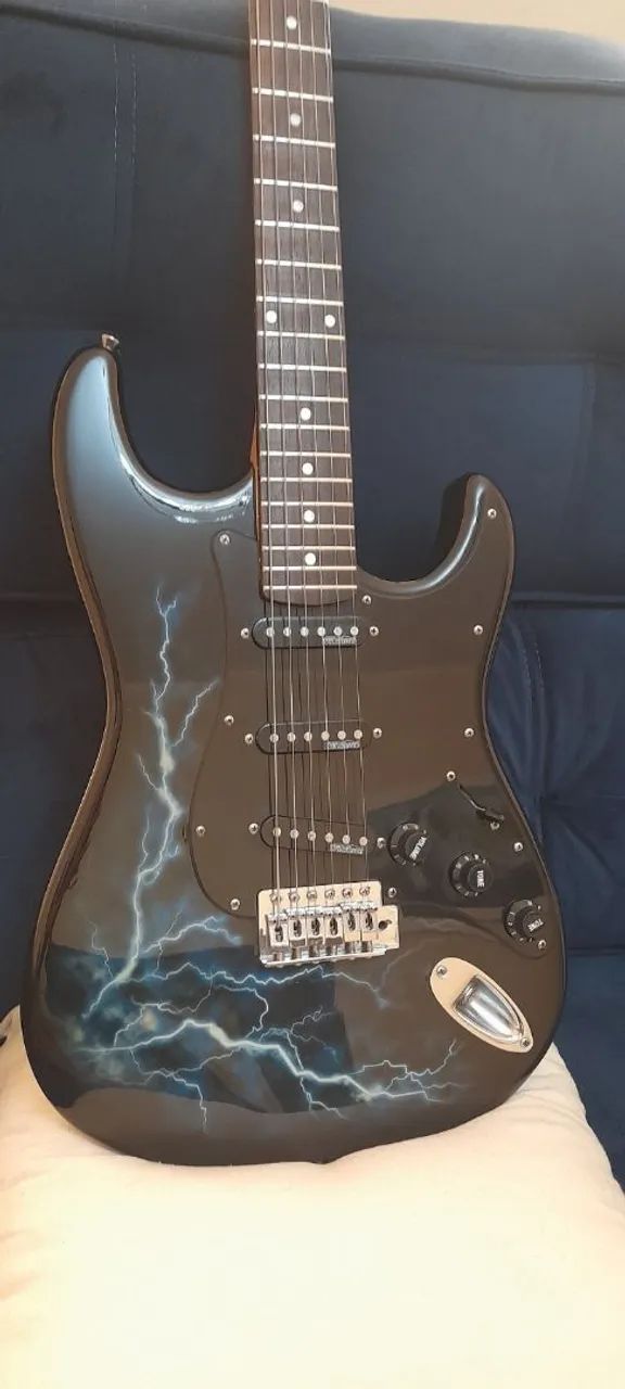 Guitarra Eagle EGP-10  - " R$757,00" no pix - Foto 2