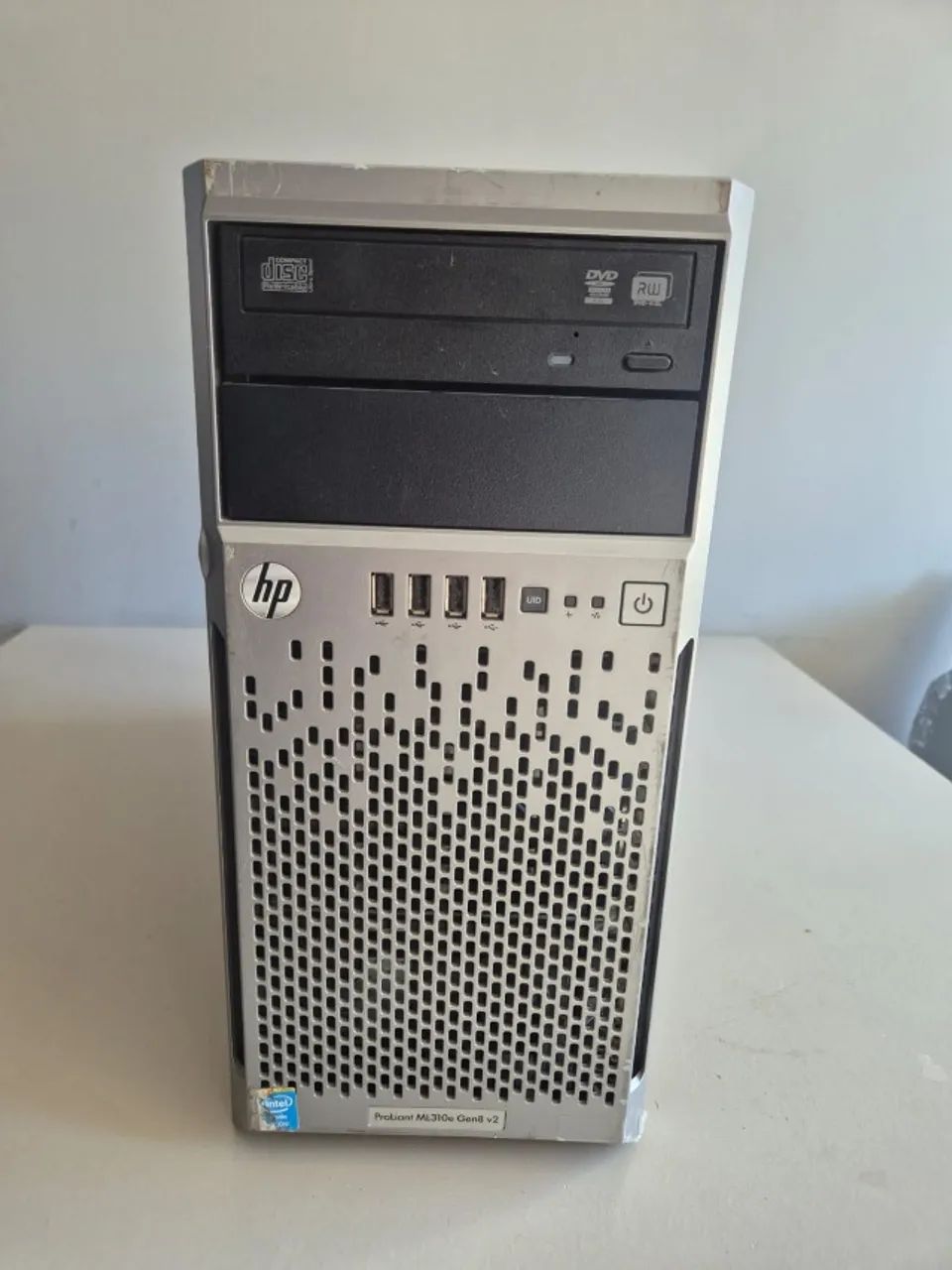 Servidor HP ProLiant ML310e Gen8 v2  - Foto 2